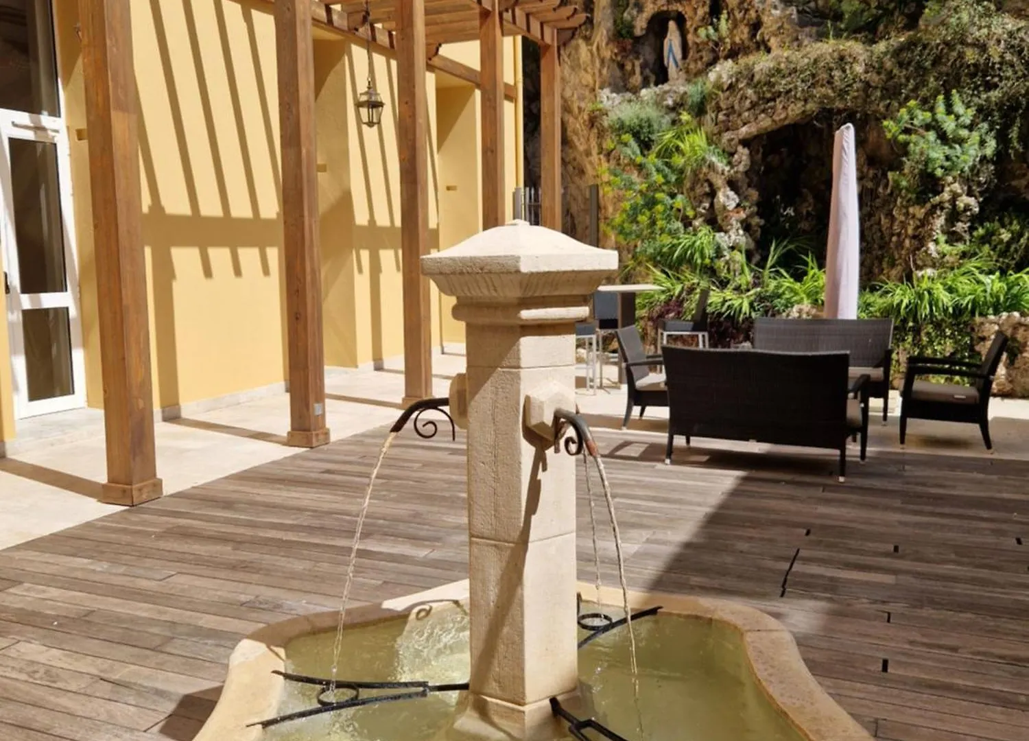 Hotel Le Saint Paul Nice France