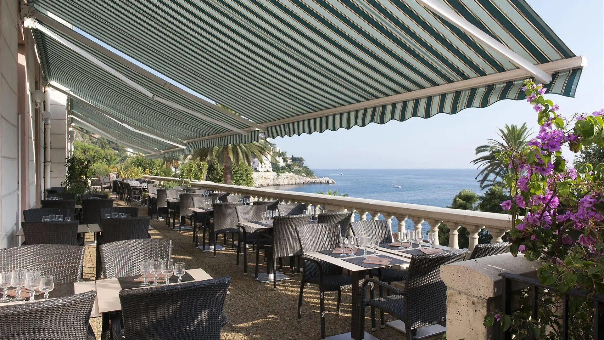 Hotel Le Saint Paul Nice 3*,  France