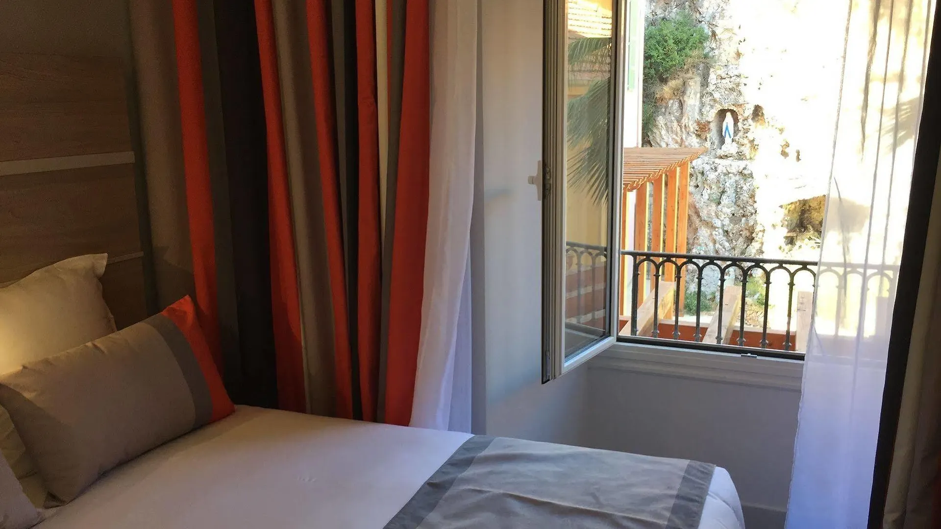 Hotel Le Saint Paul Nice