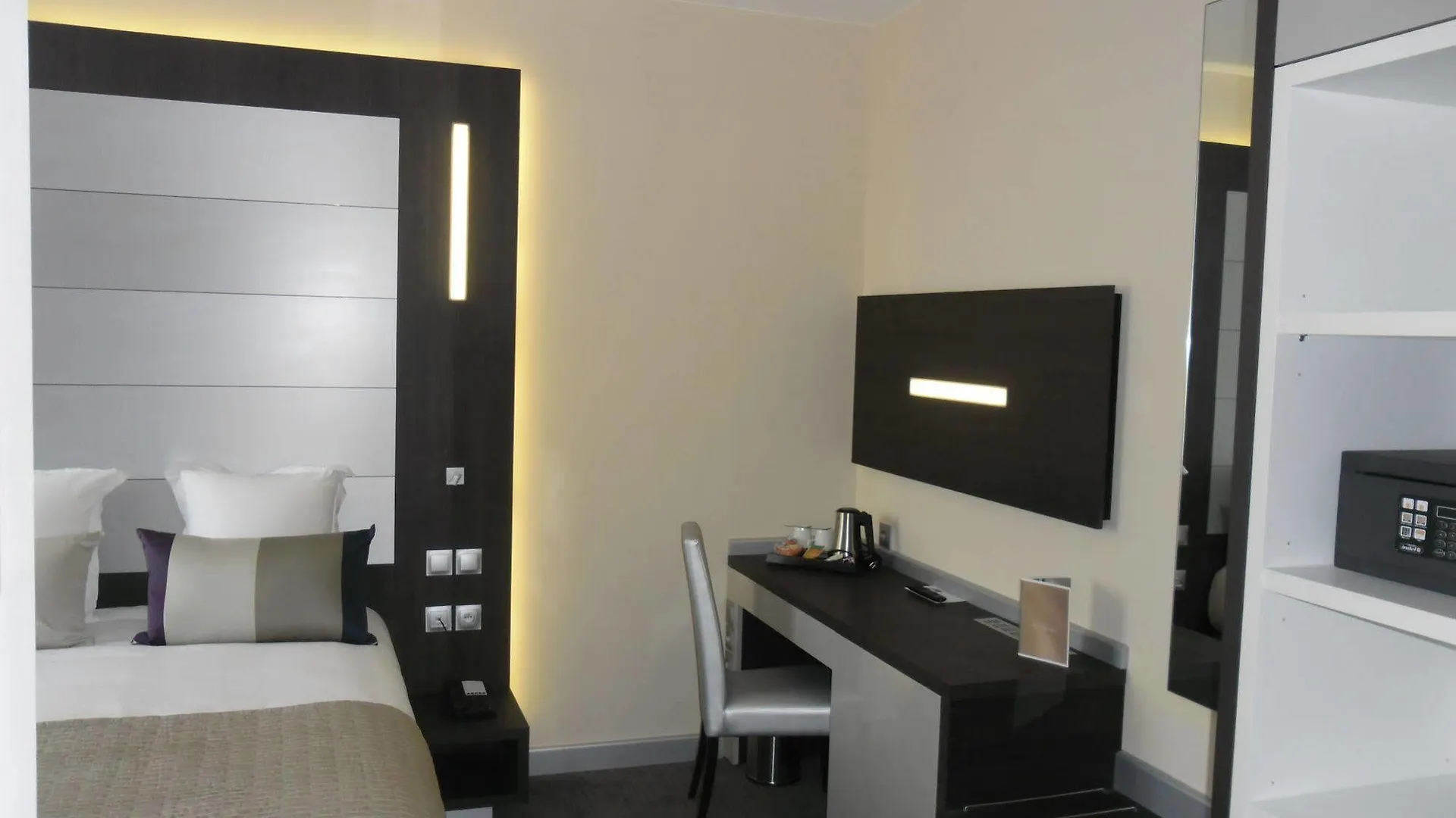 Hotel Le Saint Paul Nice 3*,  Fransa
